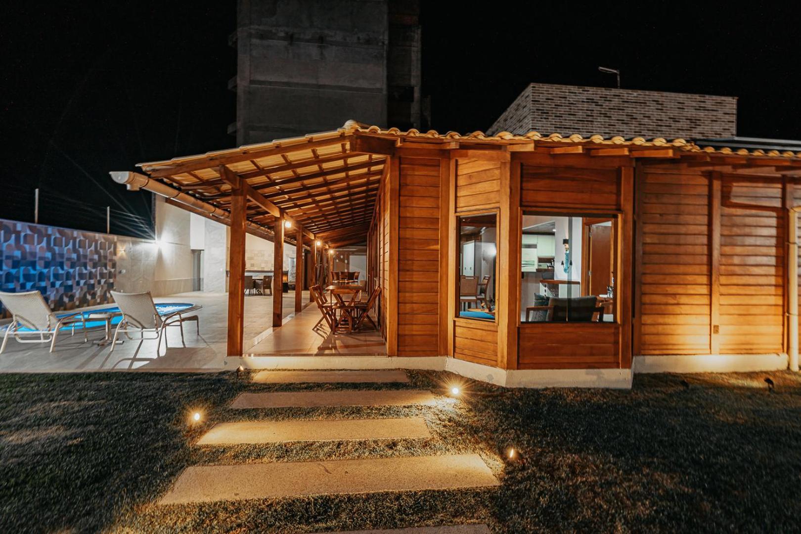 Casadecastelhanos, Quadra Do Mar De Castelhanos, 4 Suites Com Ar, Churrasqueira, Piscina, Hidromassagem, Cozinha Integrada Gourmet Ideal Para Familia E Amigos Anchieta  Esterno foto