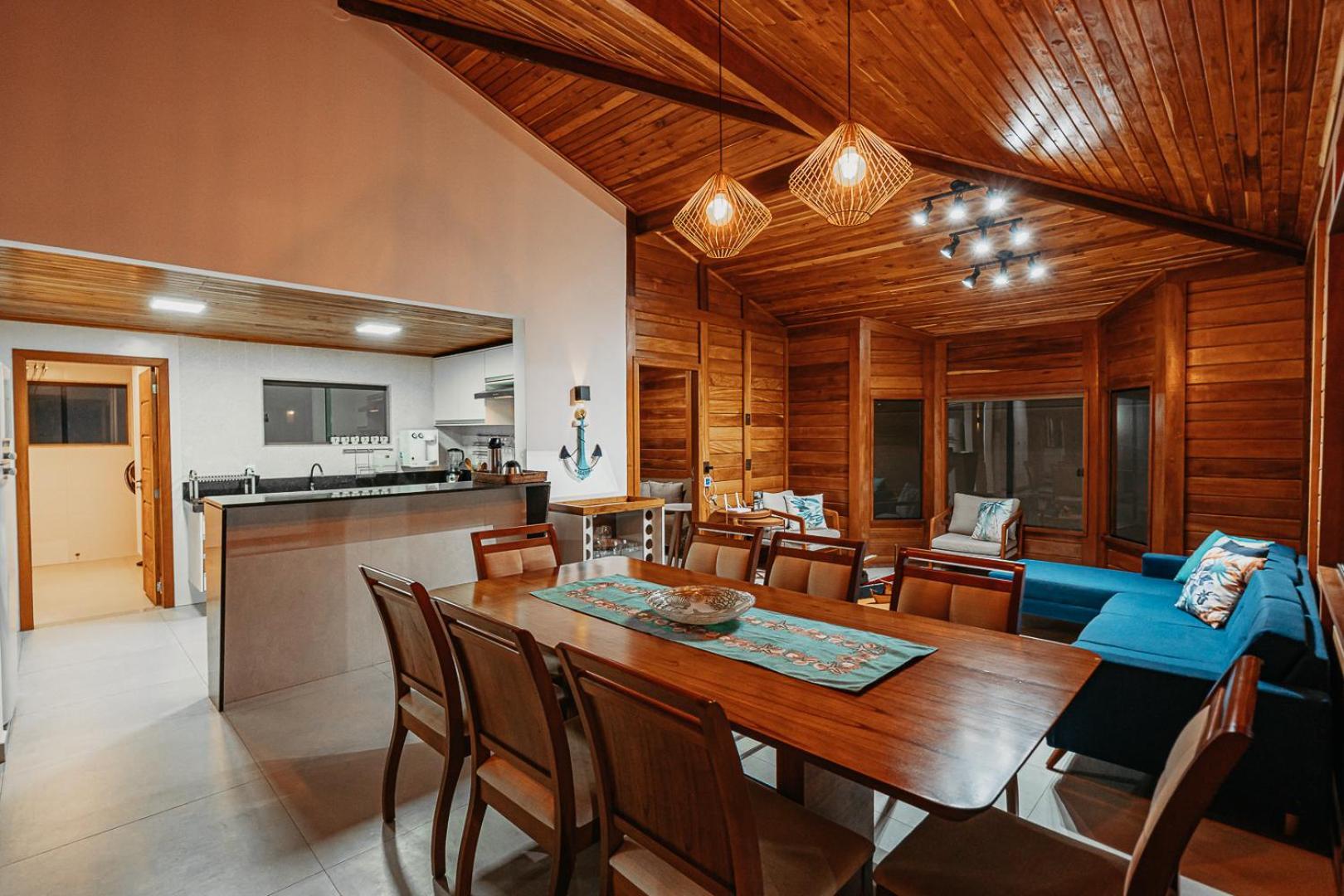 Casadecastelhanos, Quadra Do Mar De Castelhanos, 4 Suites Com Ar, Churrasqueira, Piscina, Hidromassagem, Cozinha Integrada Gourmet Ideal Para Familia E Amigos Anchieta  Esterno foto