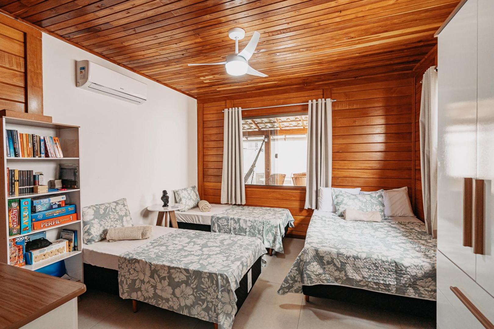 Casadecastelhanos, Quadra Do Mar De Castelhanos, 4 Suites Com Ar, Churrasqueira, Piscina, Hidromassagem, Cozinha Integrada Gourmet Ideal Para Familia E Amigos Anchieta  Esterno foto