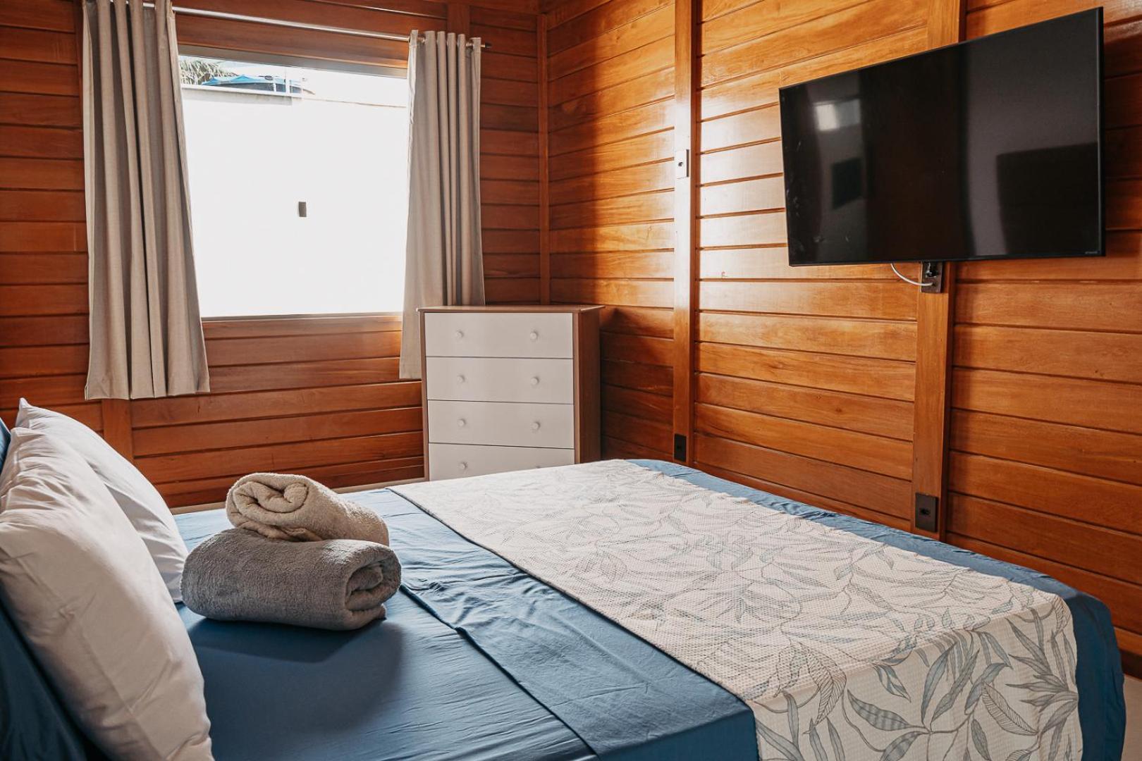 Casadecastelhanos, Quadra Do Mar De Castelhanos, 4 Suites Com Ar, Churrasqueira, Piscina, Hidromassagem, Cozinha Integrada Gourmet Ideal Para Familia E Amigos Anchieta  Esterno foto